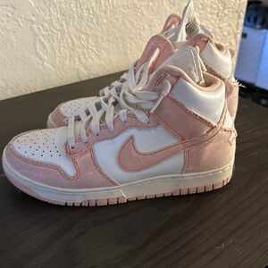 Women’s Nike High Tops size 8.5 (run slightly small, fit more like an 8)